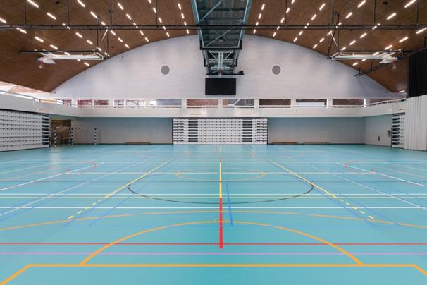 Sporthal Herentals in een nieuw jasje met polyvalente sportvloeren