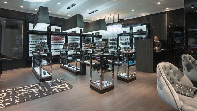 Make Up Store